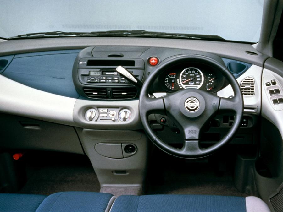  Nissan Tino 1998 года  (фото 5 из 6)